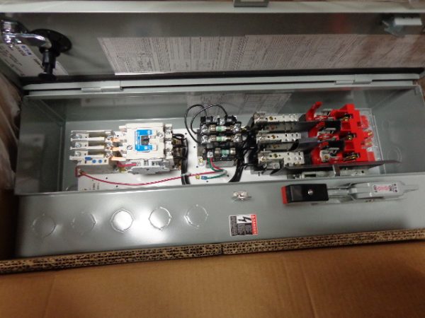 ECN1821CAE: CUTLER HAMMER COMBINATION STARTER