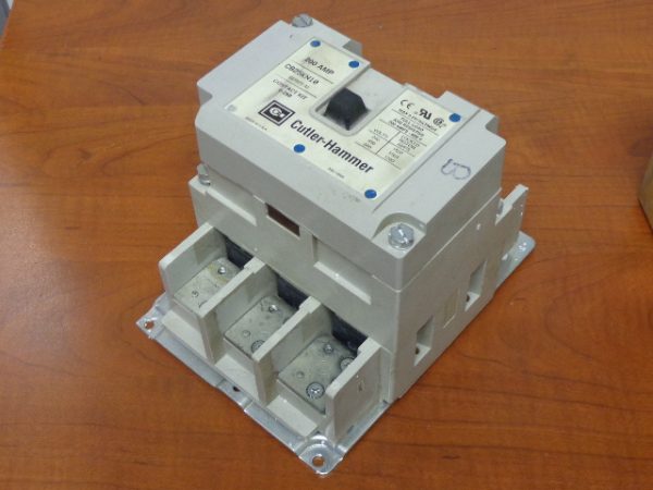 C825KN10: CUTLER HAMMER 200 AMP, 3 POLE CONTACTOR