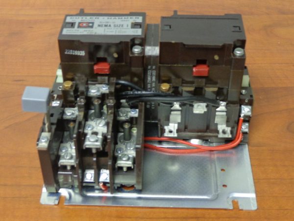 A51CN0A:CUTLER HAMMER SIZE 1 REVERSING STARTER A51CN0A,CUTLER HAMMER