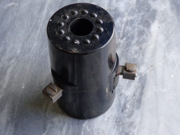 L-4113-AE : SQUARE D 230 VDC COIL