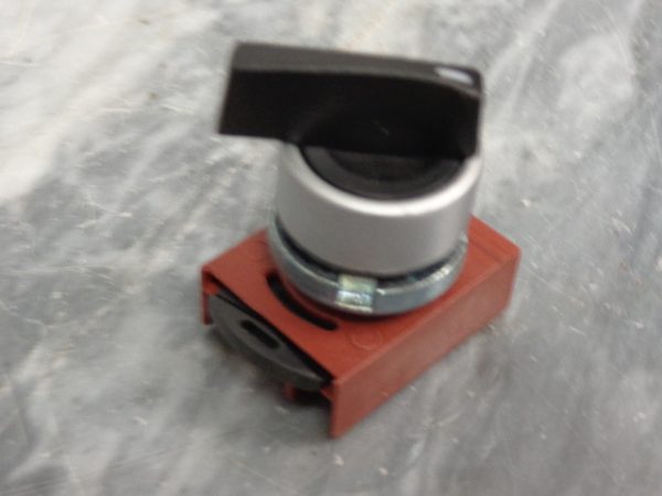 P9MSVZ0N:GENERAL ELECTRIC LEVER SELECTOR SWITCH P9MSVZ0N,GENERAL ELECTRIC