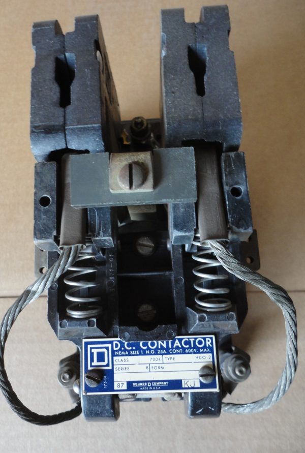 SQUARE D CLASS: 7004, TYPE: HCO-2,  SIZE 1, 25 AMP, DC CONTACTOR
