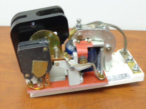 HC59335-802: HUBBELL SIZE 3 CONTACTOR with SIZE 1 N.C CONTACT