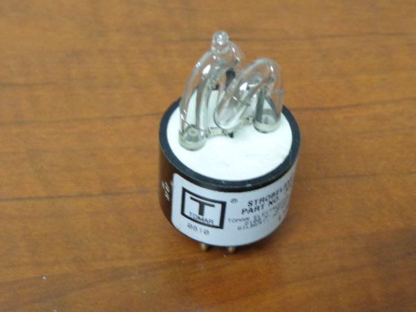 3001: TOMAR, XENON STROBE LAMP WITH 8 PIN BASE, 180-600 VOLT, HIGH INTENSITY QUARTZ.