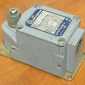 9007-TUB-5:SQUARE D LIMIT SWITCH 9007-TUB-5,SQUARE D