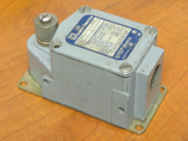 9007-TUB-5:SQUARE D LIMIT SWITCH 9007-TUB-5,SQUARE D