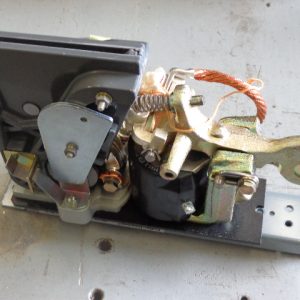 C80EH111N00: CUTLER HAMMER SIZE 3 DC CONTACTOR C80EH1,CUTLER HAMMER