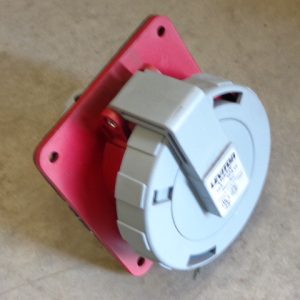 460R12W: LEVITON, WATERTIGHT FEMALE RECEPTACLE 60 AMP, 125/250 VAC, IEC 309 PIN & SLEEVE DEVICE, INDUSTRIAL GRADE, 3 POLE, 4 WIRE GROUNDING.