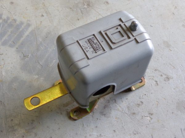9036DG2:SQUARE D OPEN TANK FLOAT SWITCH 9036DG2,SQUARE D