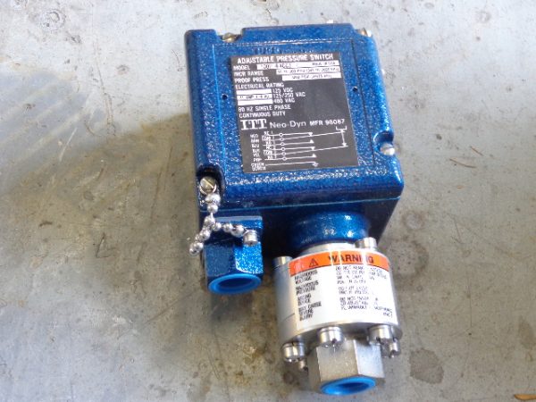 100P44CC3C: ITT, ADJUSTABLE, PRESSURE SWITCH