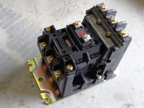 500FL-BOD93:ALLEN BRADLEY LIGHTING CONTACTOR 500FL-BOD93,ALLEN BRADLEY