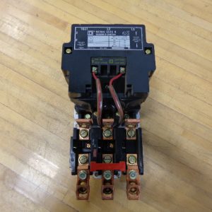8536-SFO-1: SQUARE D, NEMA SIZE 4 NON-REVERSING MAGNETIC STARTER, 3 POLE, 600 VAC, 135 AMP MAX. WITH COIL 31091-400-38 110V 50Hz / 120V 60Hz