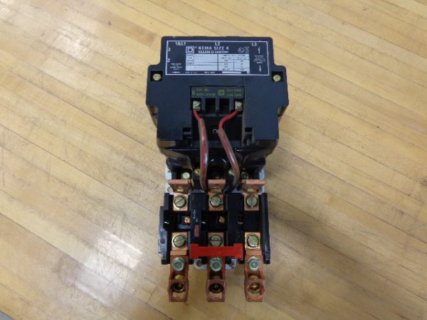 8536-SFO-1: SQUARE D, NEMA SIZE 4 NON-REVERSING MAGNETIC STARTER, 3 POLE, 600 VAC, 135 AMP MAX. WITH COIL 31091-400-38 110V 50Hz / 120V 60Hz