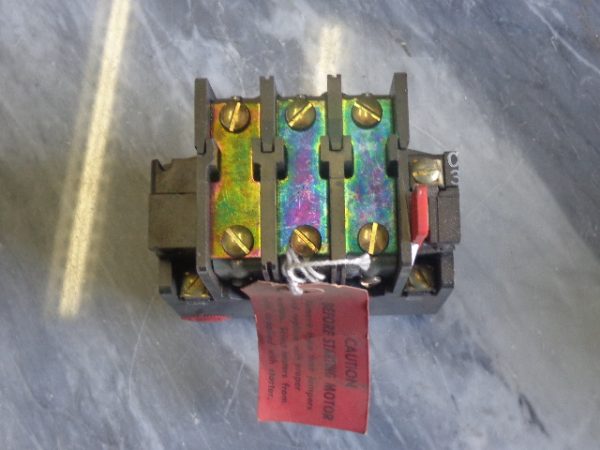 KTM35-13: JOSLYN CLARK, OVERLOAD RELAY BULLETIN 7324, TYPE TM, 3 LINE OVERLOAD RELAY FOR USE WITH CURRENT TRANSFORMERS, 600 VOLTS MAX.