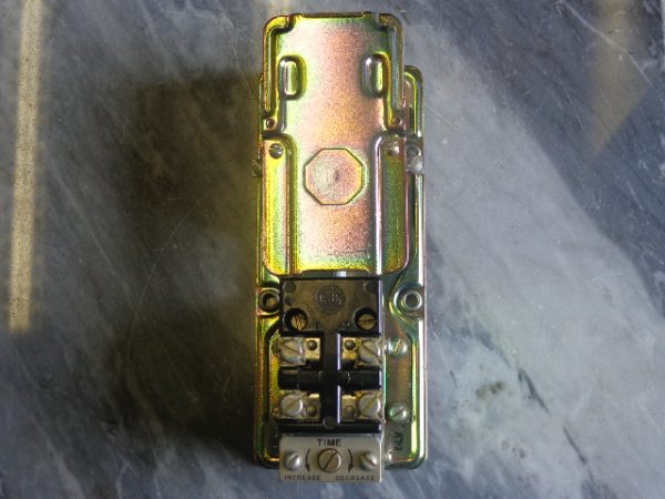 849-ZOH33, ALLEN BRADLEY TIMING UNIT, OFF DELAY
