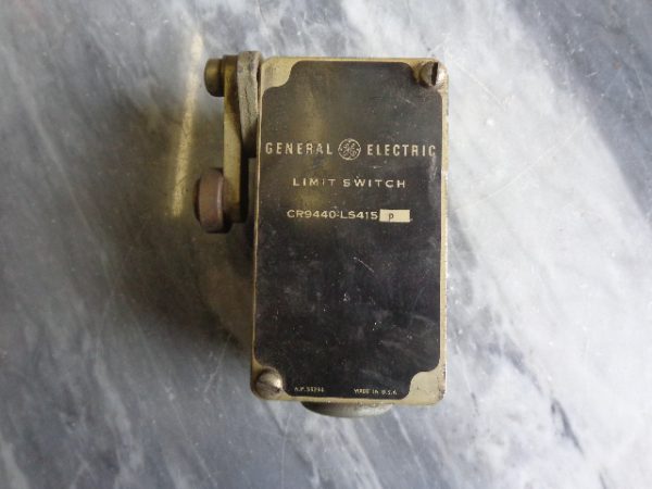 CR9440-LS415P:GENERAL ELECTRIC LIMIT SWITCH CR9440-LS415P,GENERAL ELECTRIC