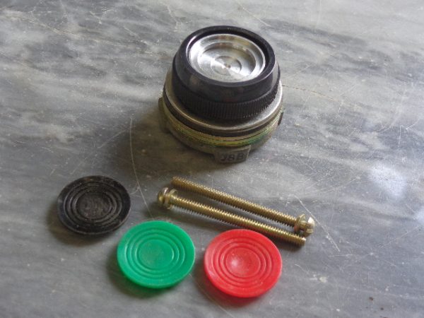 J8B-3:SYLVANIA PUSHBUTTON OPERATOR,SYLVANIA