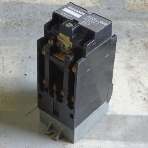 P6T-40-76, JOSLYN CLARK / SYLVANIA PNEUMATIC TIMING RELAY