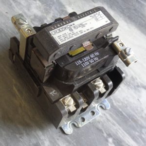 CR305K002:GENERAL ELECTRIC CONTACTOR CR305K002,GENERAL ELECTRIC