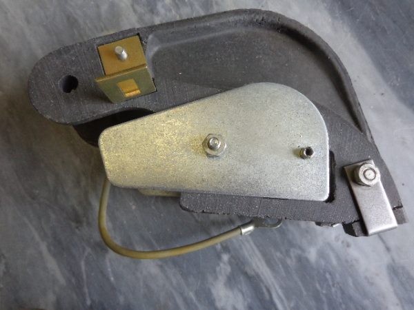 62-562-2:CUTLER HAMMER ARC SHIELD 62-562-2,CUTLER HAMMER