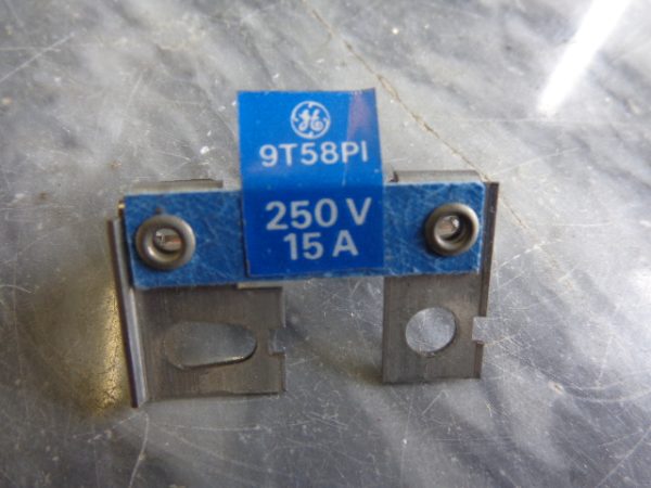 9T58P1: GENERAL ELECTRIC, FUSE CLIP