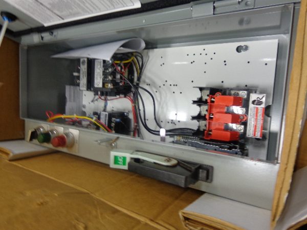 17CSD92NF: SIZE 1 SIEMENS COMBINATION STARTER NON-FUSED, HAND-OFF-AUTO, RUNNING AND NOT RUNNING PILOT