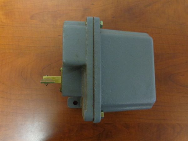 9036-GW-1:SQUARE D FLOAT SWITCH 9036-GW-1,SQUARE D