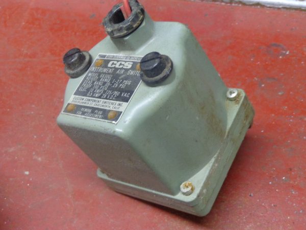 6830G1, CUSTOM COMPONENT SWITCHES, INSTRUMENT AIR SWITCH, 6830G1