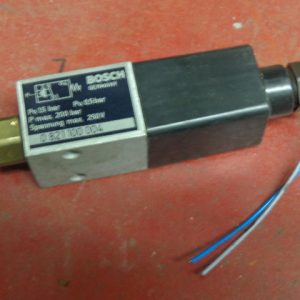 0-821-100-004: BOSCH, VALVE