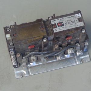 C50CN3:CUTLER HAMMER REVERSING CONTACTOR C50CN3,CUTLER HAMMER