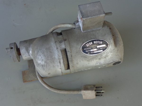 243C92-G-3:GEAR MOTOR 243C92-G-3,