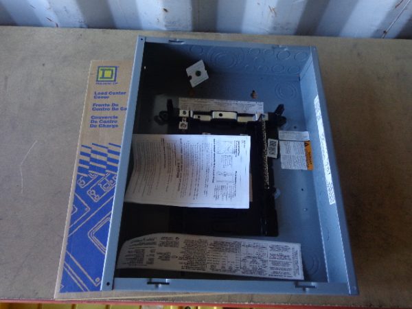 HOM816L125C: SQUARE D, MAIN LUG LOAD CENTER 125 AMP, 1 PHASE, 120/240V 50/60Hz, 8 SPACES / 16 CIRCUITS, SERIES S01, NEMA TYPE 1 INDOOR ENCLOSURE.
