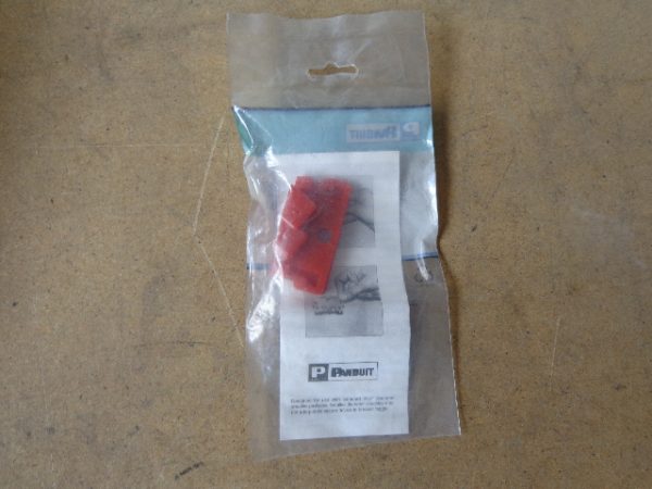 PSL-CB1A:PANDIUT LOCKOUT SINGLE POLE BREAKERS PSL-CB1A,PANDIUT