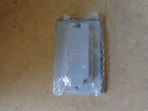 25135:THOMAS&BETTS GFCI OUTLET COVER 25135,THOMAS&BETTS