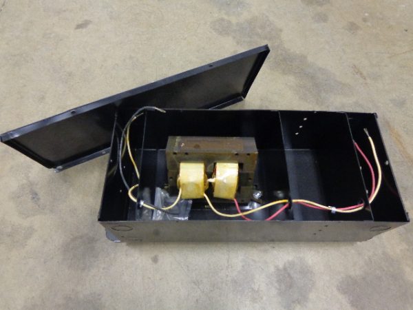 15G6030, VALMONT ELECTRIC HIGH INTENSITY DISCHARGE 400 WAT H33 LAMP BALLAST