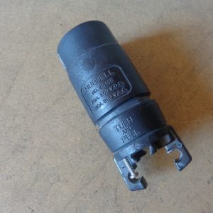 21414B: HUBBELL, CONNECTOR BODY