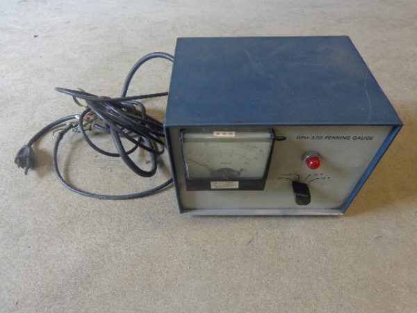 GPH-320: THE BENDIX SCIENTIFIC INSTRUMENTS & EQUIPMENT DIVISION, PENNING GAUGE 1 PHASE, 115 VOLT, 60Hz, 40 WATTS.
