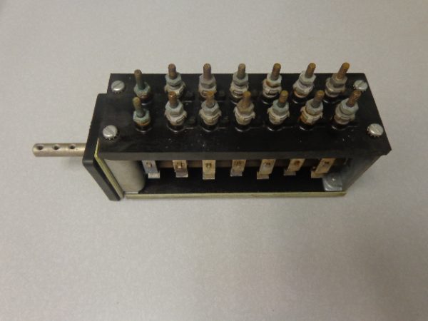 300P543G01:WESTINGHOUSE TYPE W ROTARY SWTICH 300P543G01,WESTINGHOUSE