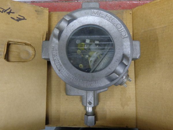 DAH-21-3-R-5-S:MERCOID CONTROLS MERCURY SWITCH DAH-21-3-R-5-S,MERCOID