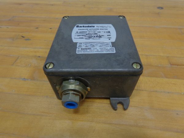 B1T-A48SS:BARKSDALE PRESSURE SWITCH B1T-A48SS,BARKSDALE