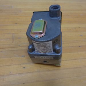 DPD2T-A80SS-S0001:BARKSDALE PRESSURE SWITCH DPD2T-A80SS-S0001,BARKSDALE