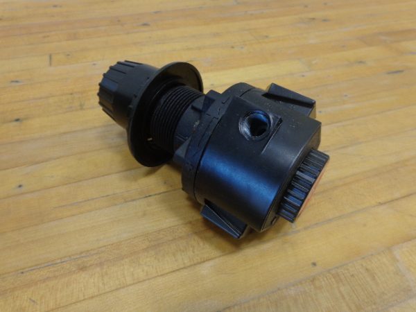 R26-04RH: DIXON REGULATOR R26-04RH, DIXON