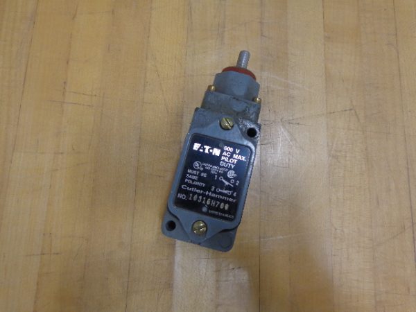 10316H700:CUTLER HAMMER LIMIT SWITCH 10316H700,CUTLER HAMMER