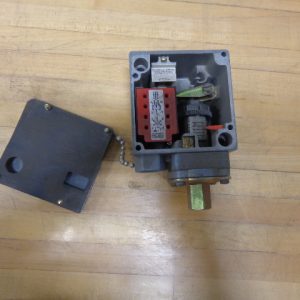 9012-GAW-22:SQUARE D PRESSURE SWITCH 9012-GAW-22,SQUARE D