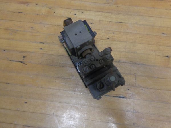 9050-C0-3E:SQUARE D TIMER DELAY RELAY 9050-C0-3E,SQUARE D