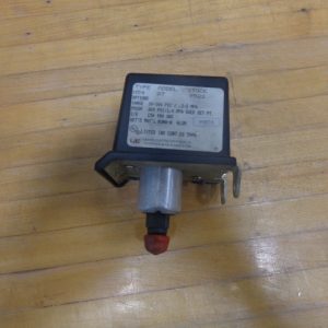 H54-27:UNITED ELECTRIC PRESSURE SWITCH H54-27,UNITED ELECTRIC