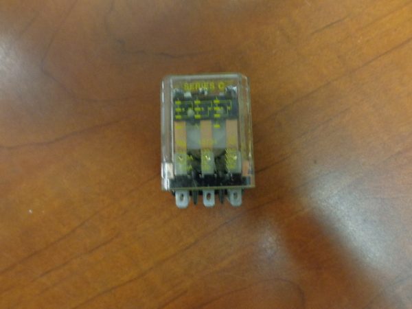 8501-KUD13V53:SQUARE D PLUG IN RELAY 8501-KUD13V53,SQUARE D