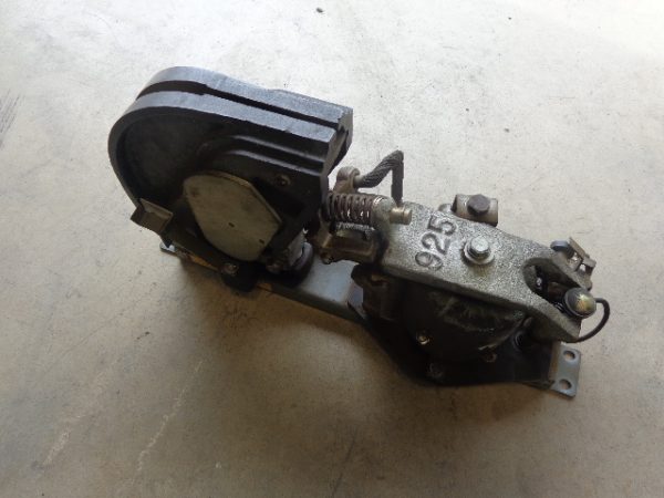 6002H519A: CUTLER HAMMER # 925 SIZE 5 DB DYNAMIC BRAKING DC CONTACTOR 6002H-519