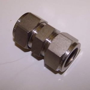 ISSD12U:DUOLOK TUBE UNION 3/4" ISSD12U,DUOLOK