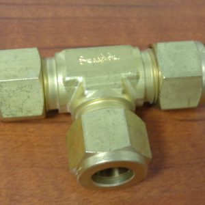 B-810-3:SWAGELOK COMPRSSION TEE FITTING 1/2" B-810-3,SWAGELOK